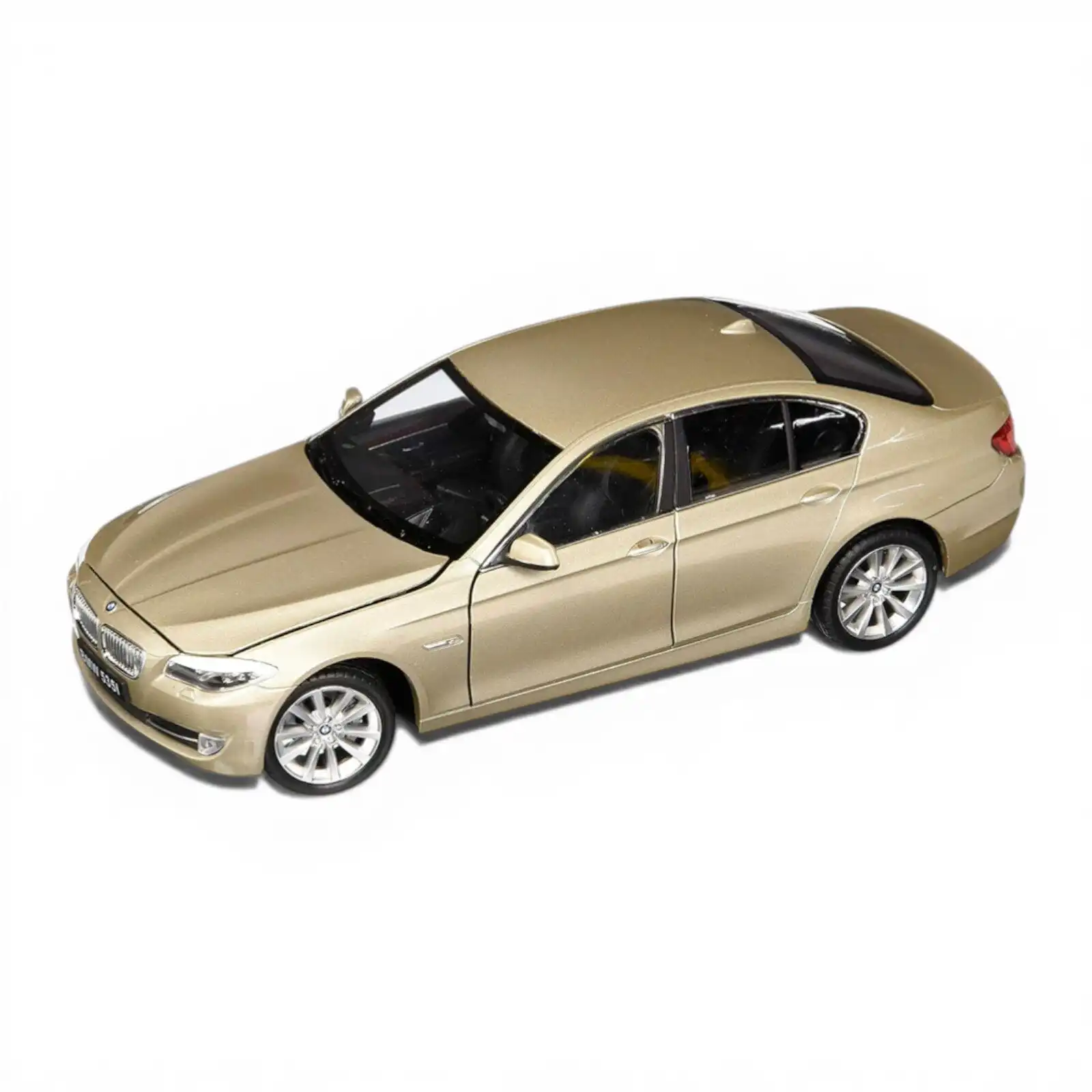 24026WGOLD02 BMW 535i Serie 5 Dorado Welly Escala 1/24