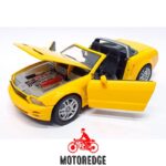 Mustang Gt Concept 2004 Amarillo 1:24 Motormax Granel - Imagen 2