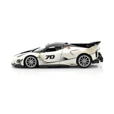 1816012WHFerrari4