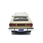 Chrysler Lebaron 1979 Beige Town Country Motor Max 1:24 - Imagen 6