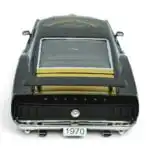 Ford Mustang Boss 302 1970 Muscle Parts M2 Machines Escala 1/24 Negro Metal - Imagen 7
