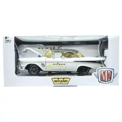 Chevrolet 210 Hardtop 1957 Weiand M2 Machines Escala 1/24
