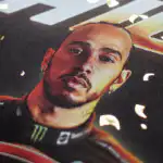 Lewis Hamilton Mercedes AMG Petronas F1 Póster 100 Victorias - Imagen 6