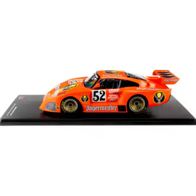 W18010002PorscheJ4