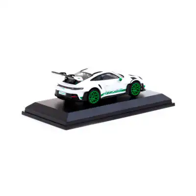 C64GRNPorsche1