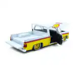 Chevrolet Cheyenne 10 Pickup 1973 Shell M2 Machines Escala 1/24 Amarillo Metal - Imagen 8