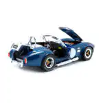 Shelby Cobra 427 S/C 1965 con Firma Shelby Collectibles 1/18 - Imagen 6