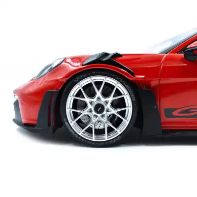 153062238Porsche4