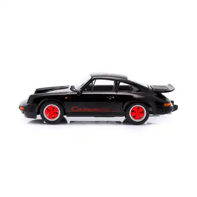 KKDC180873Porsche5
