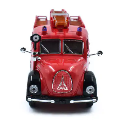 43010Bombero3