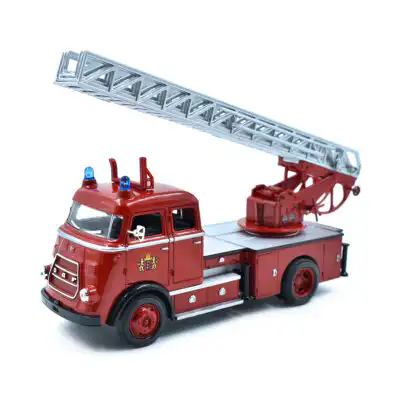 43016Bombero1