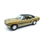 Ford Mustang GT 1968 Muscle Car Garage Greenlight Escala 1/18 - Imagen 2