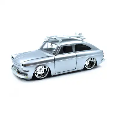 Volkswagen 1965 1600 TL Fastback V Dubs Jada 1/24 Sin Caja