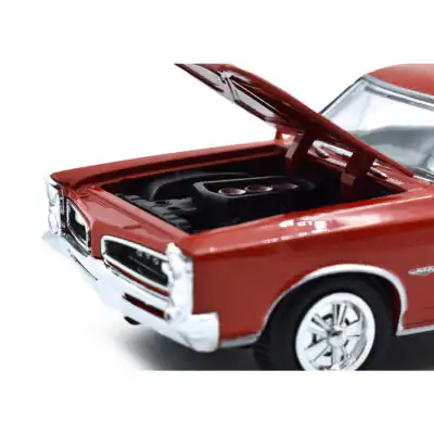 SS-74855RDPontiac1