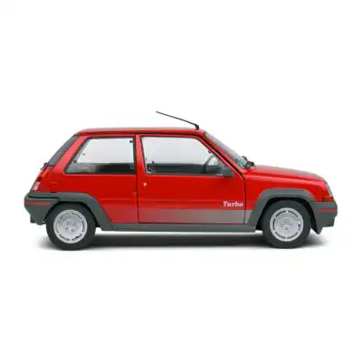S1810001Renault8